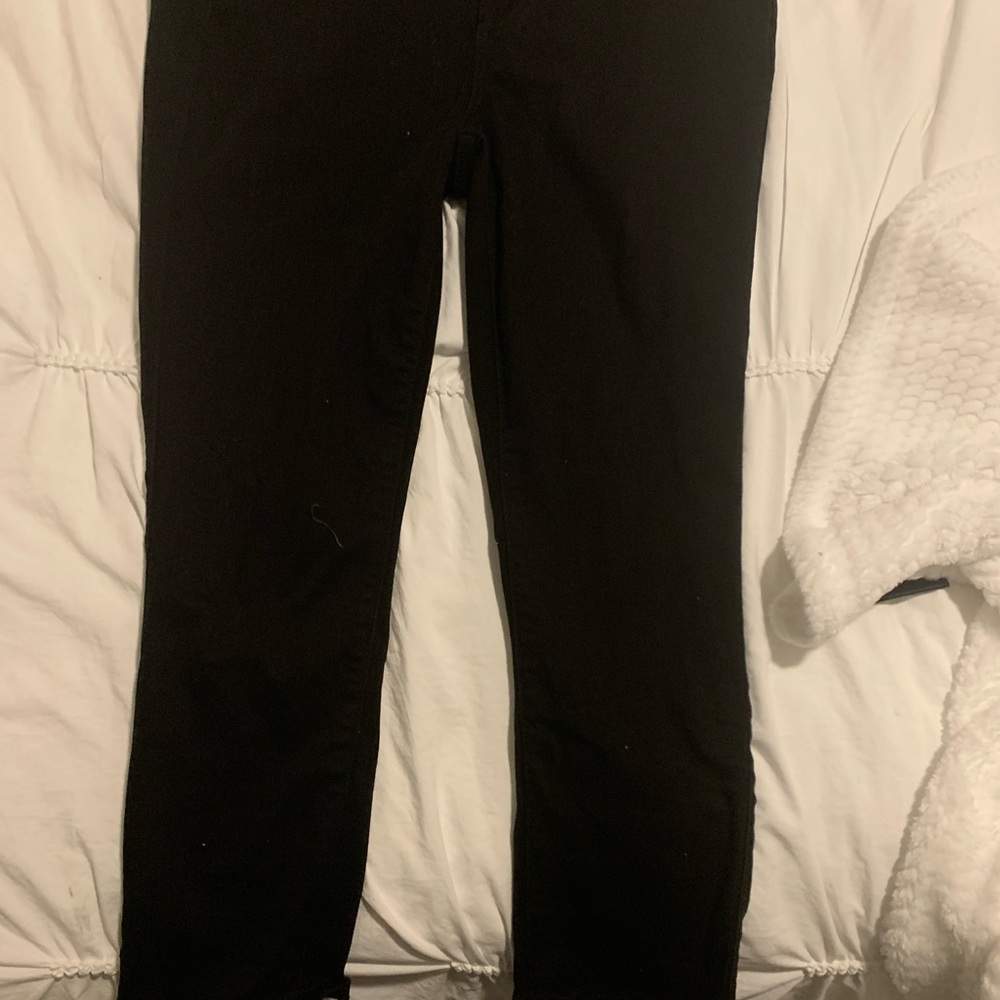 Torrid Women's Black Skinny Crop Jeggings.